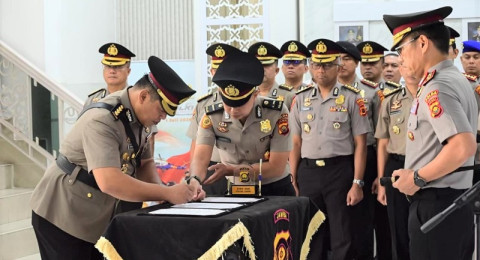 Kapolda Jambi Minta Kabidkum Baru Segera Beradaptasi dan Jaga Ketelitian Pemberian Bantuan Hukum